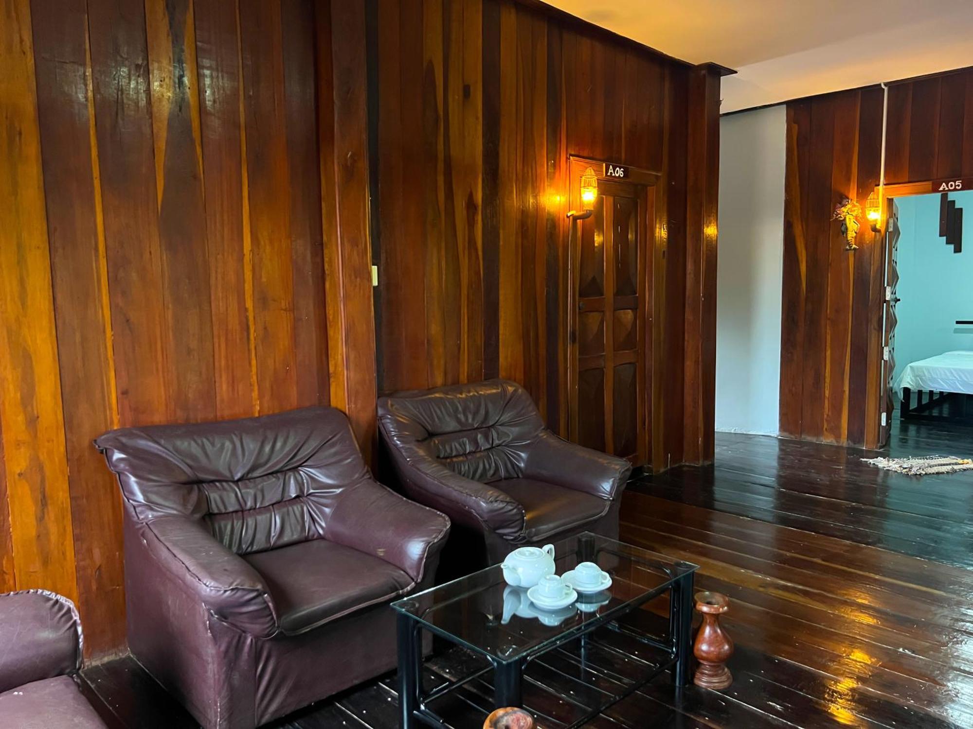 Lotus Blanc Homestay Villa Battambang Dış mekan fotoğraf