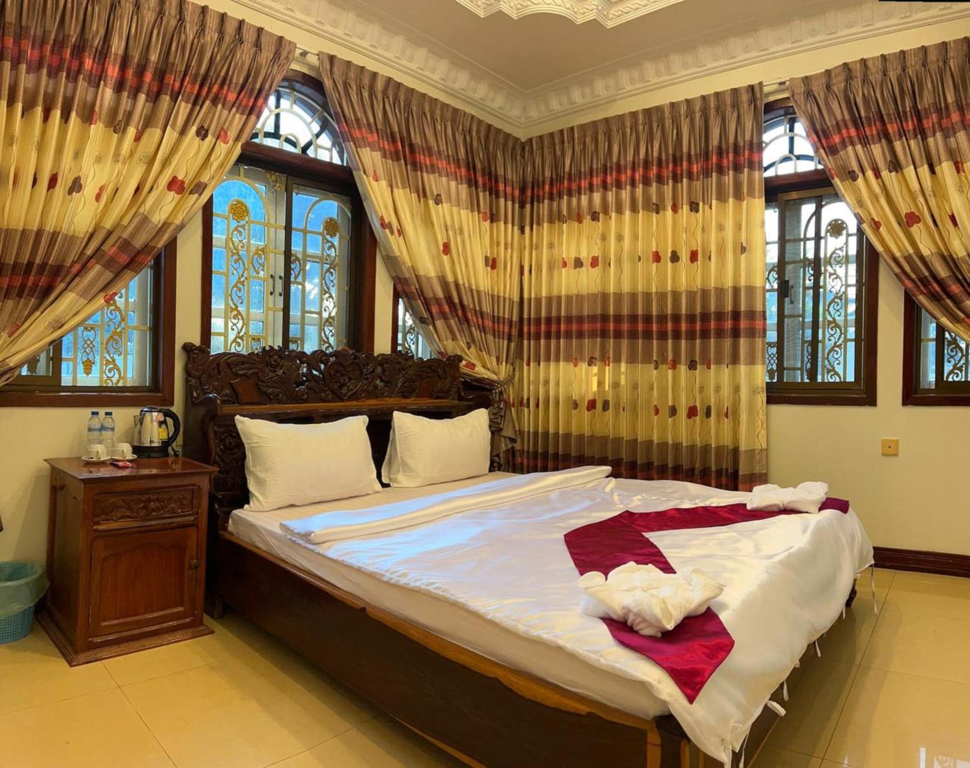 Lotus Blanc Homestay Villa Battambang Dış mekan fotoğraf