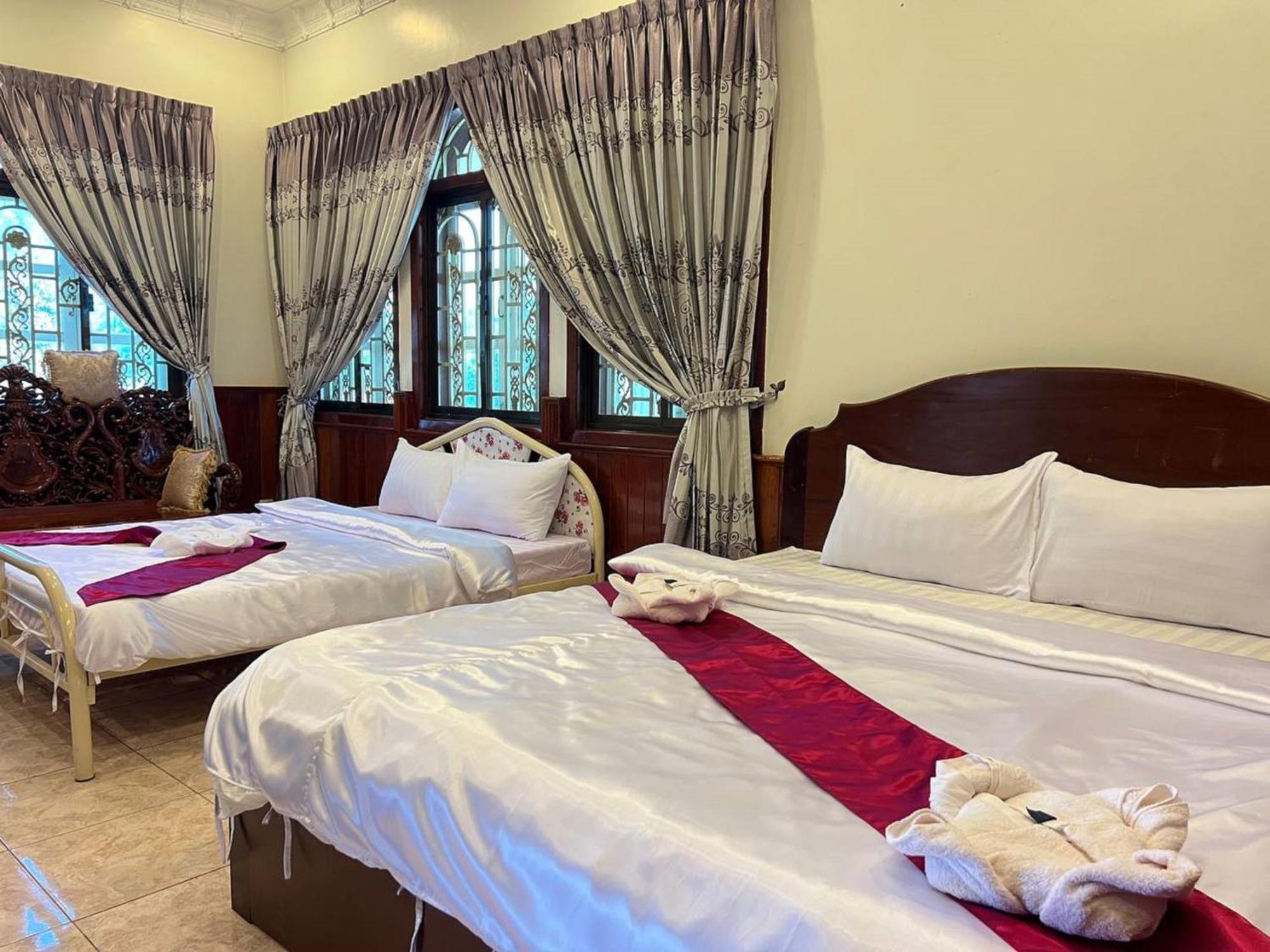 Lotus Blanc Homestay Villa Battambang Dış mekan fotoğraf